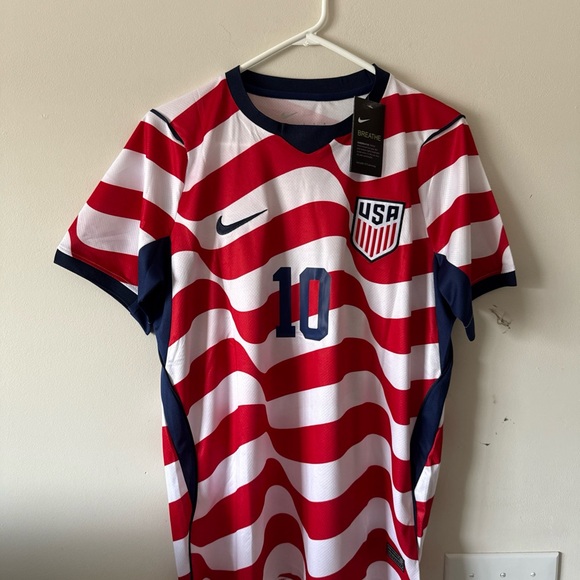 Nike Other - Men's Nike Christian Pulisic #10 USMNT 2026 Stadium Home Jersey Sz M - NWT RARE